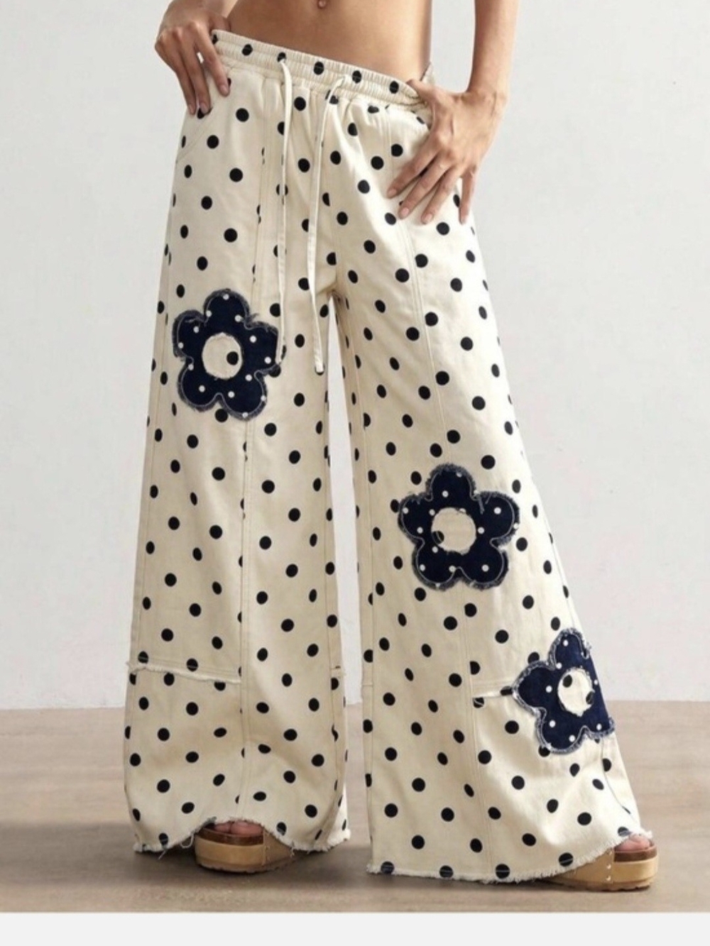 SHEIN Cream Polka Dot Wide-Leg Pants with Navy Floral Appliqués